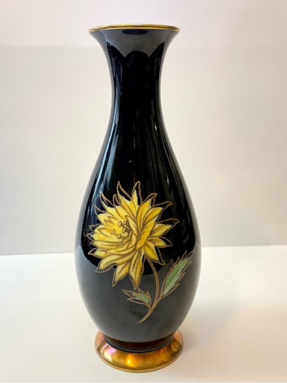 Royal Porzellan Bavaria Echt Cobalt Glaze Yellow Flower Vase Germany